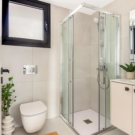 Sanders Limassol Park