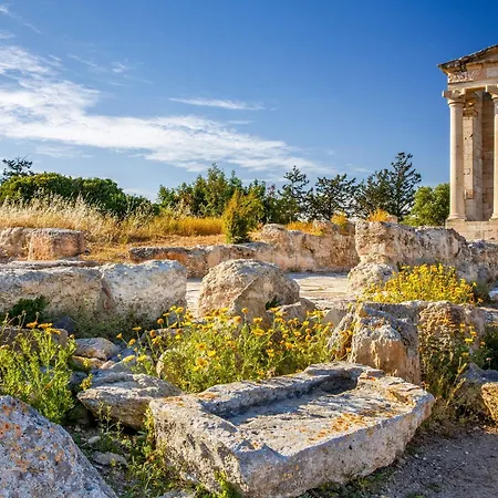 Sanders Limassol Park Apartment *