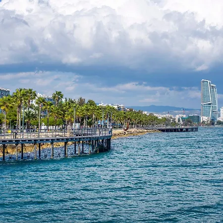 Apartment Sanders Limassol Park