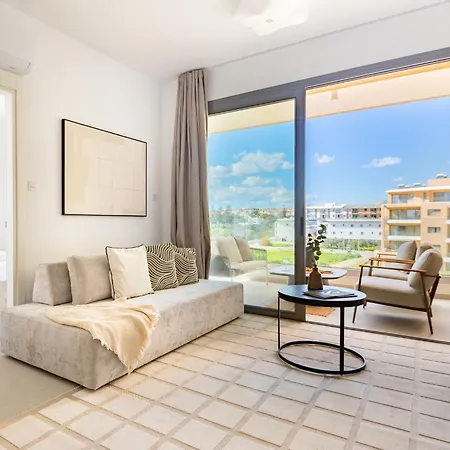 Sanders Limassol Park - Full Building Daire