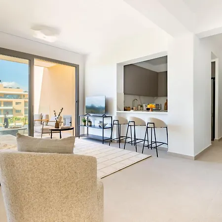 Daire Sanders Limassol Park - Full Building *