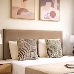 Sanders Limassol Park - Full Building Апартаменты *