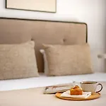 Апартаменты Sanders Limassol Park - Full Building *