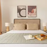 Sanders Limassol Park - Full Building Апартаменты *