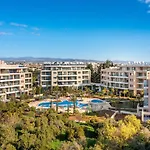 Апартаменты Sanders Limassol Park - Full Building *