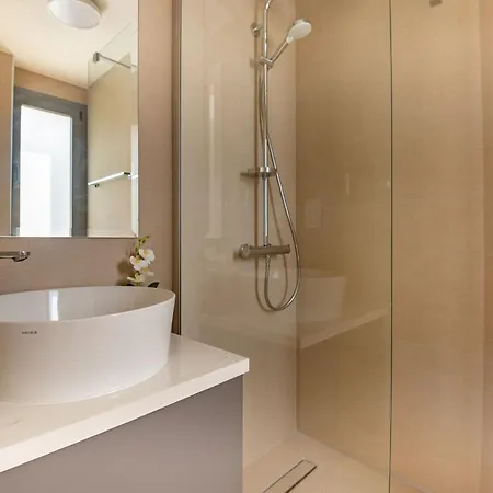 Appartement Sanders Limassol Park - Full Building *