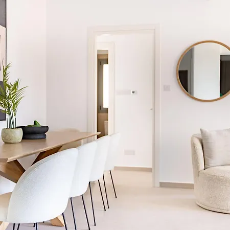 Appartement Sanders Limassol Park - Full Building