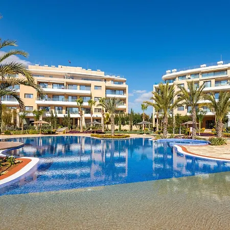Sanders Limassol Park - Full Building