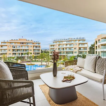 Appartement Sanders Limassol Park - Full Building